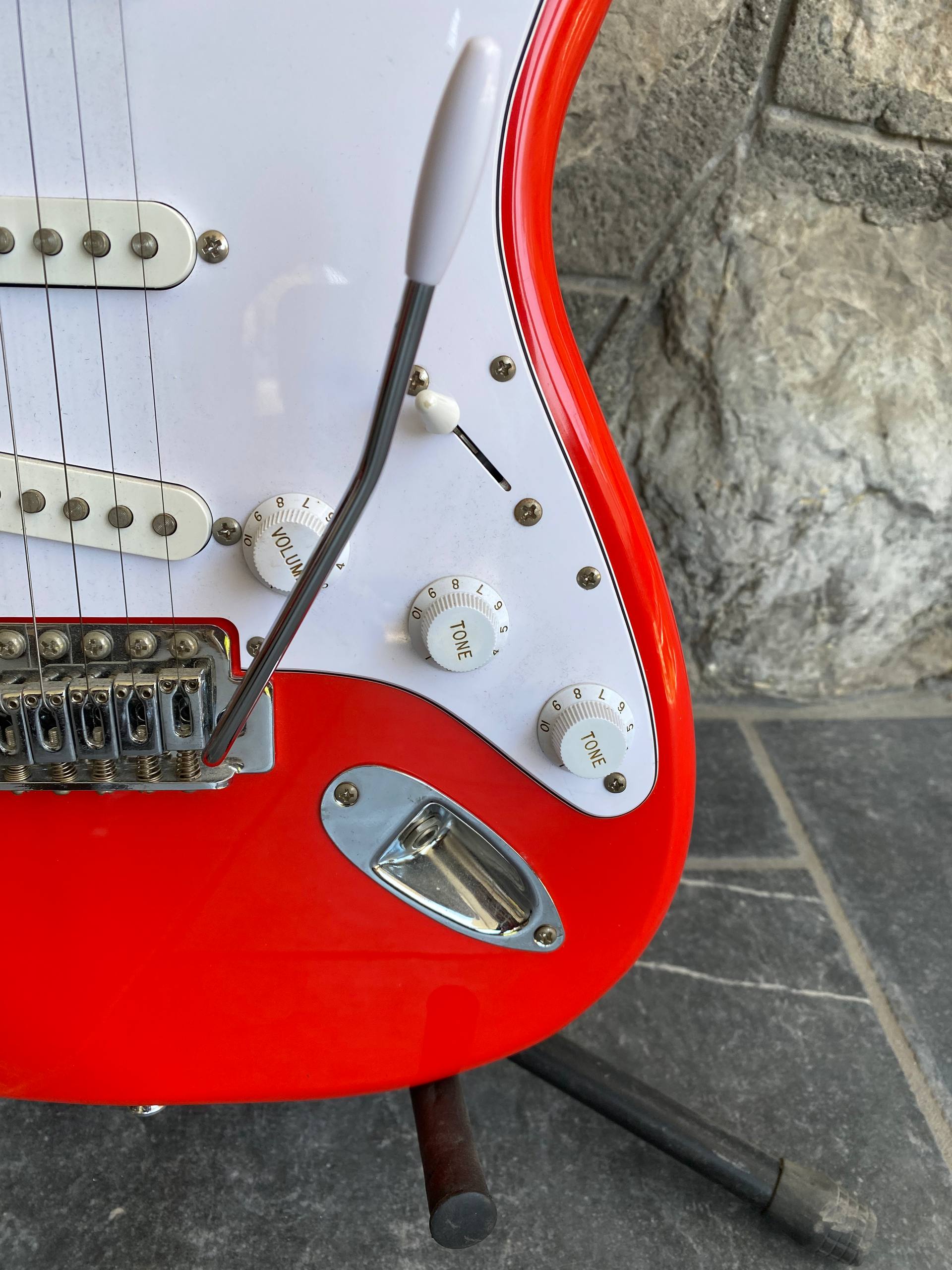 Squier Affinity Series Stratocaster - Fiesta Red - Rosewood Fretboard