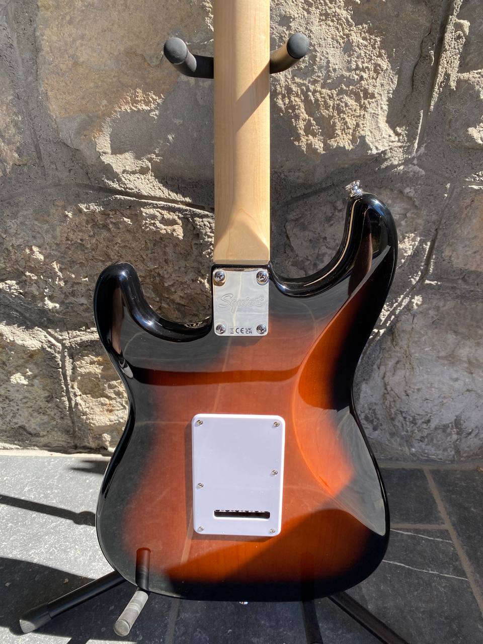 Squier Sonic Stratocaster - 2-Color Sunburst - Maple Neck - Excellent Condition
