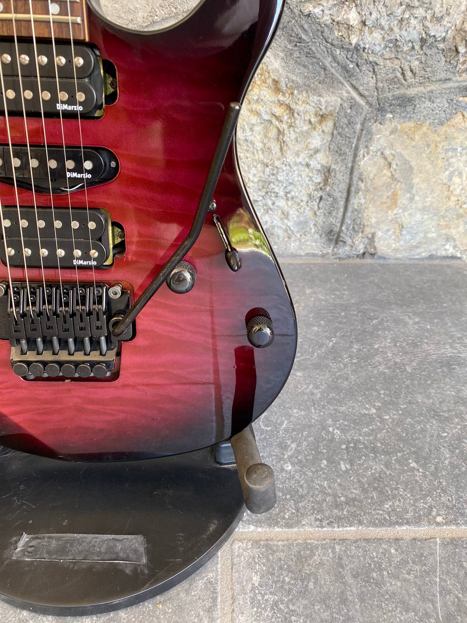 Yamaha Pacifica 821DX - Flamed Purple, 24 Frets, Floyd Rose, Good Condition + Video Demo
