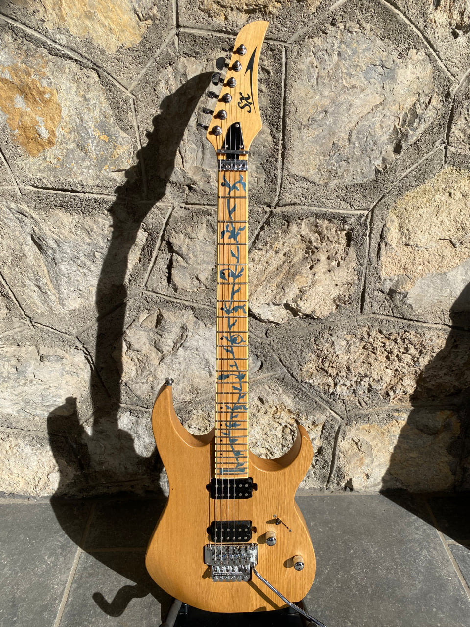 SX Superstrat Electric Guitar — Ash Body, Floyd Rose Tremolo, Tree of Life Decal Inlays, Dual Humbuckers + Video Demo