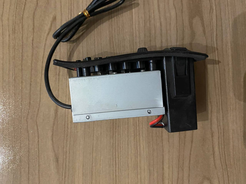 EQ7545R Acoustic / Classical Guitar Preamp — 4-Band EQ with Presence, Battery Check & Accessories