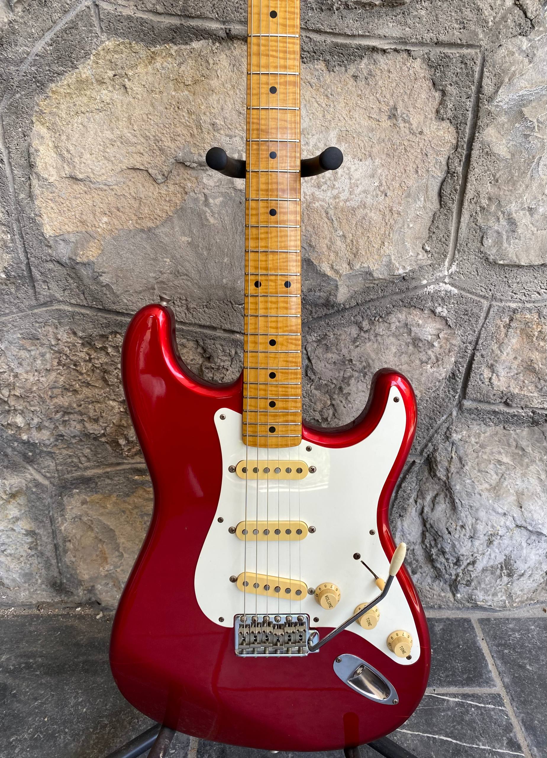 Fender Stratocaster ST-57AS 40th Anniversary - Candy Apple Red - Foto Flame (1994)
