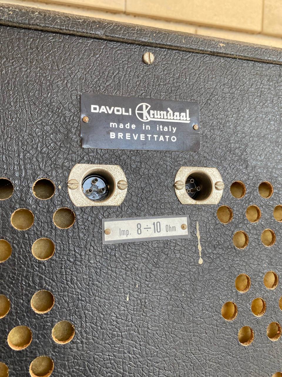Pair of Vintage Davoli Krundaal Speakers - Made in Italy - 8-10 Ohm - Classic Tone