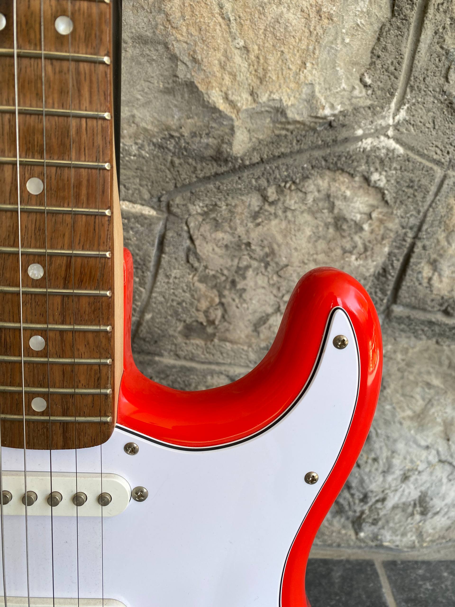 Squier Affinity Series Stratocaster - Fiesta Red - Rosewood Fretboard