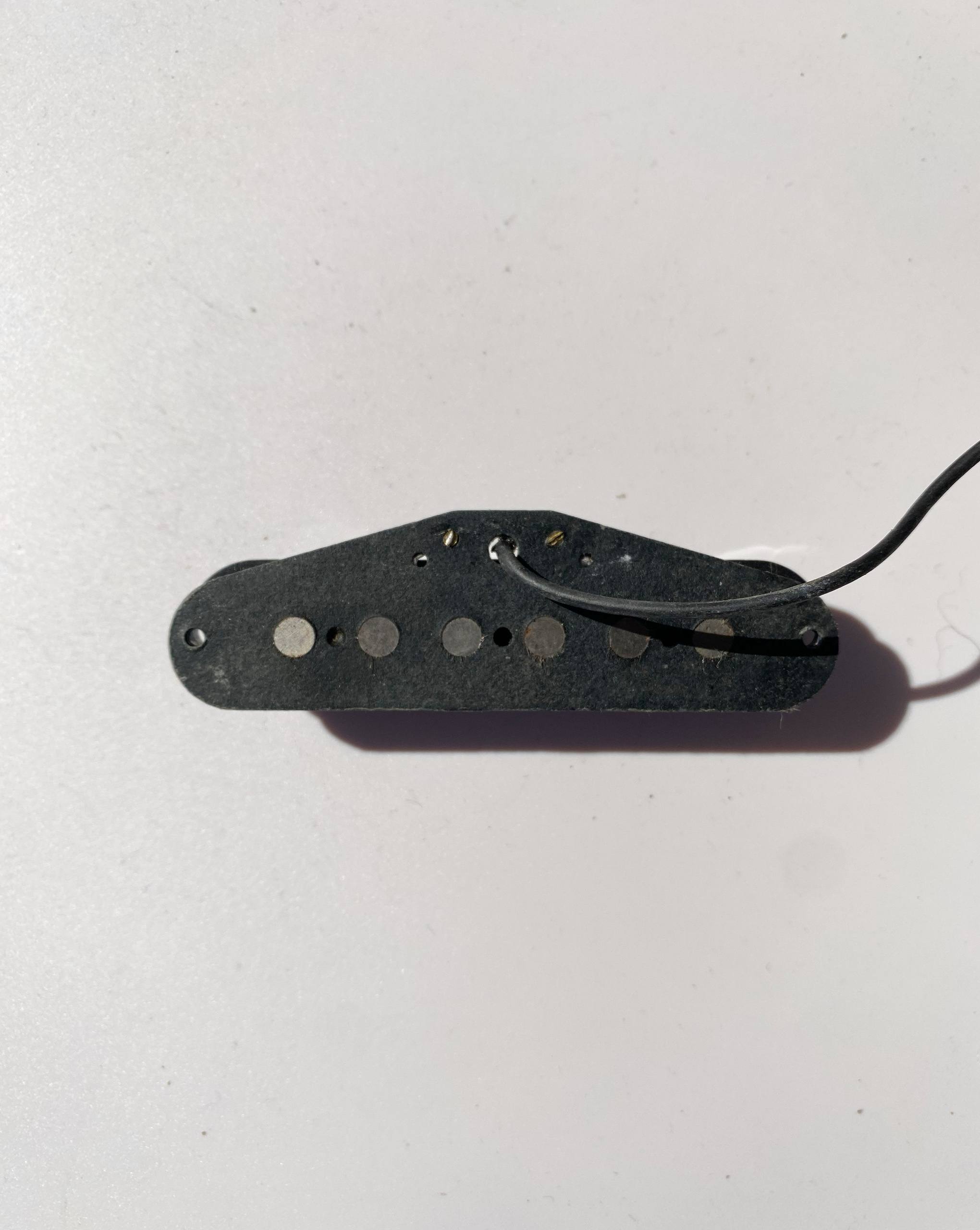 Stratocaster Single Coil Pickup – All Black Aesthetic (Unbranded)