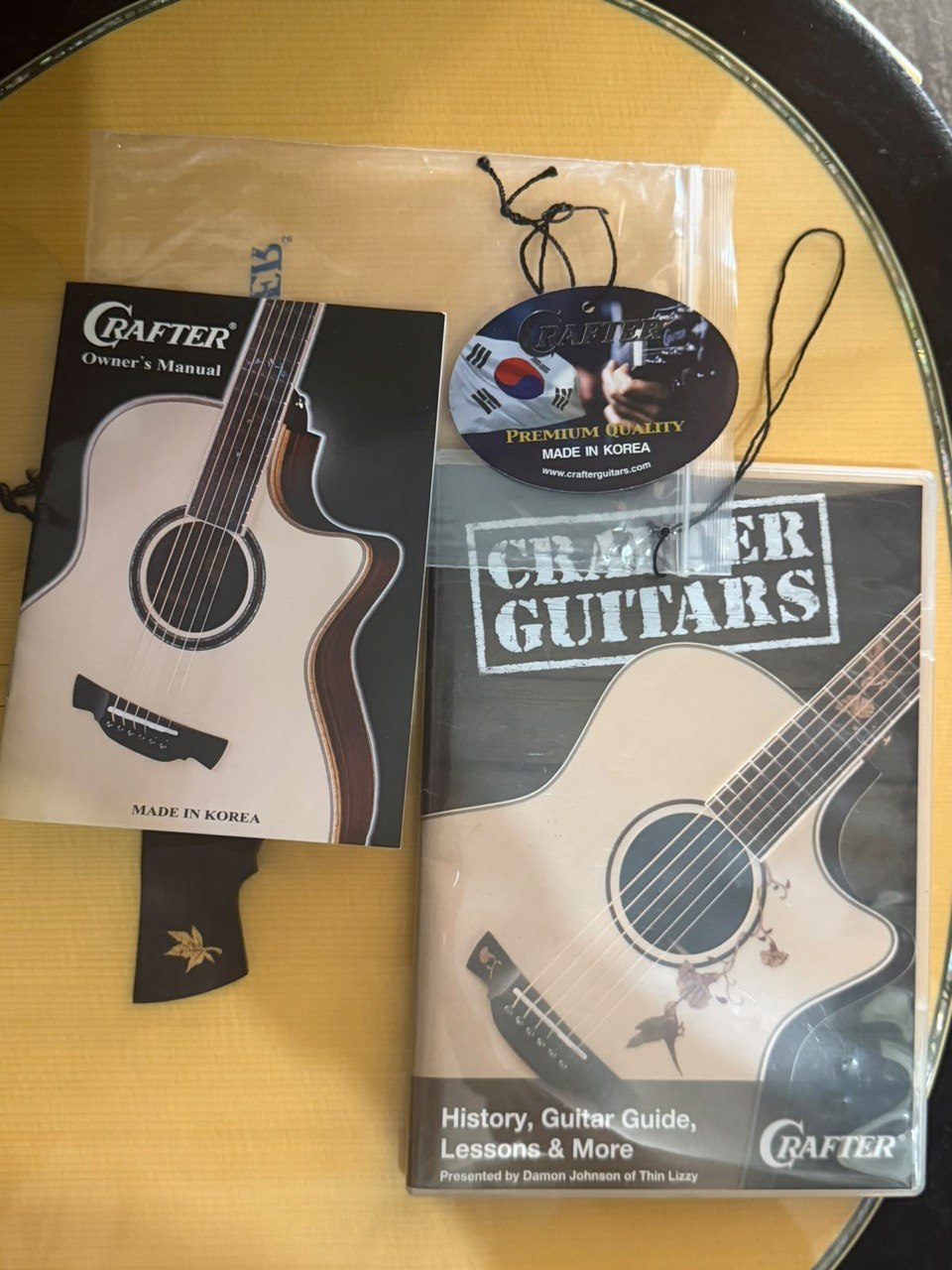 Crafter AL-Rose Plus 45th Anniversary “Autumn Leaves” – Made in Korea 2018 with Hard Case