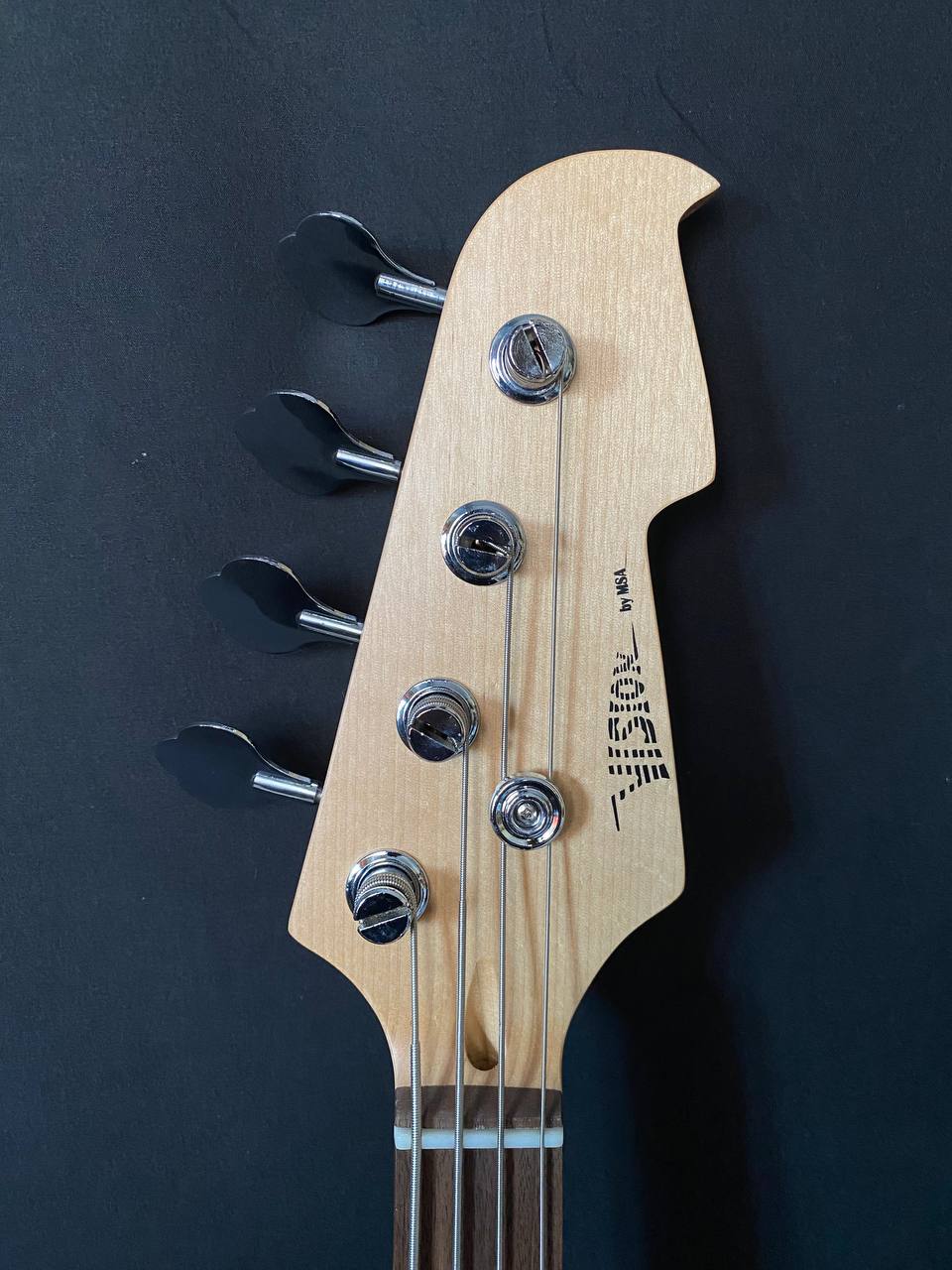Vision JB8 Jazz Bass Starter Kit - Sosft case Jack and 35W Amplifer - Blue - NEW
