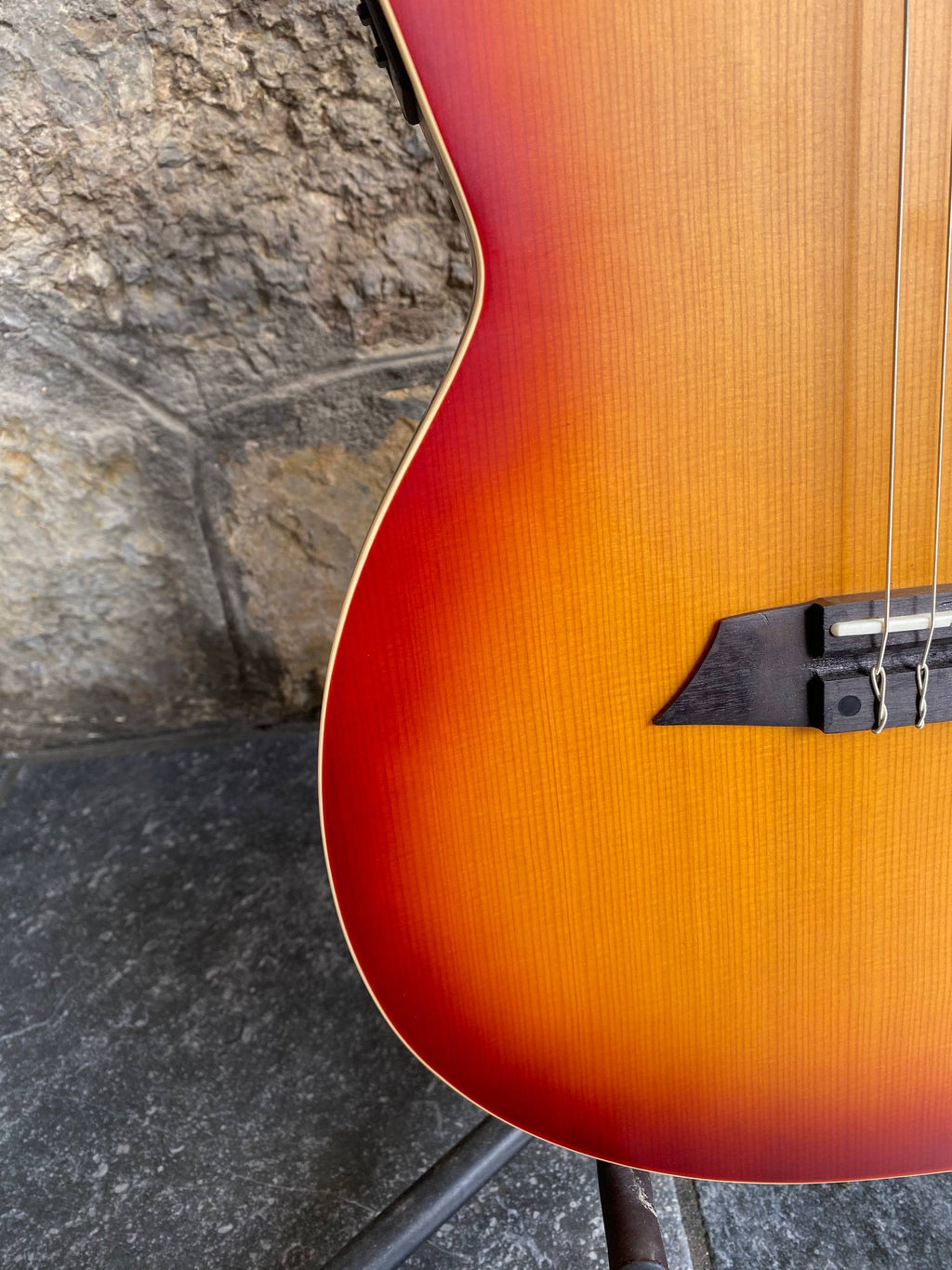 Sire Larry Carlton G5 Classical Guitar – Brand New