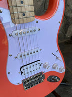 Squier Sonic Strat HSS TCoral