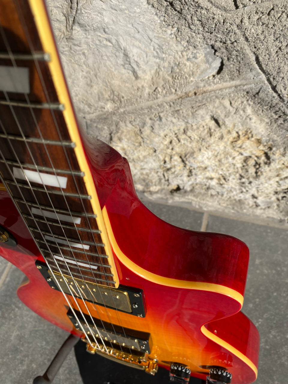 Stagg Les Paul Electric Guitar — Orange Burst, Flame Top, Gold Hardware, Phoenix Headstock Inlay, Set-Neck + Video Demo