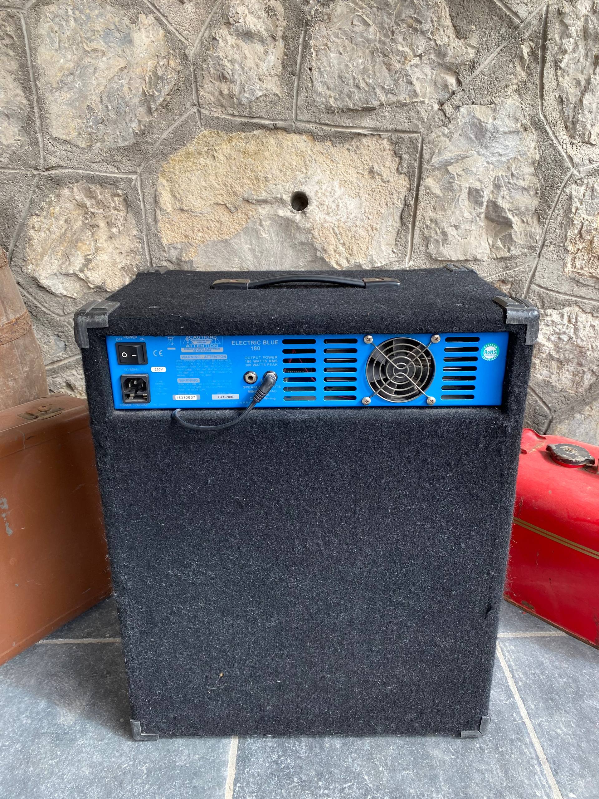 Ashdown Electric Blue EB12-180 Bass Amplifier – Excellent Condition – Demo Video