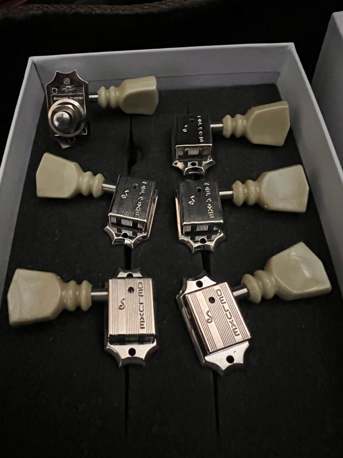 Original Schaller Deluxe 3+3 Tuners