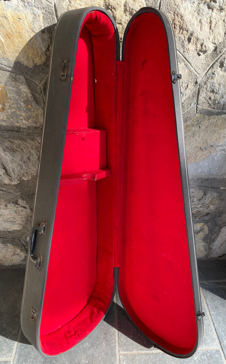 Vintage 1960s Made in Italy 3/4 Classical Guitar Hard Case — Red Velvet Interior, Accessory Compartment