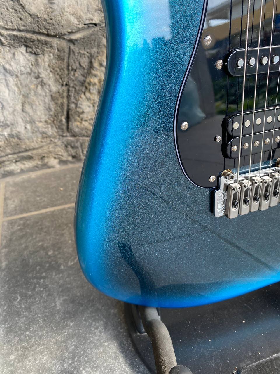 Mooer GTRS P800 Intelligent Guitar (Dark Night Blue) — Excellent Condition, Original Case & GWF4 Wireless Footswitch Included + Video Demo