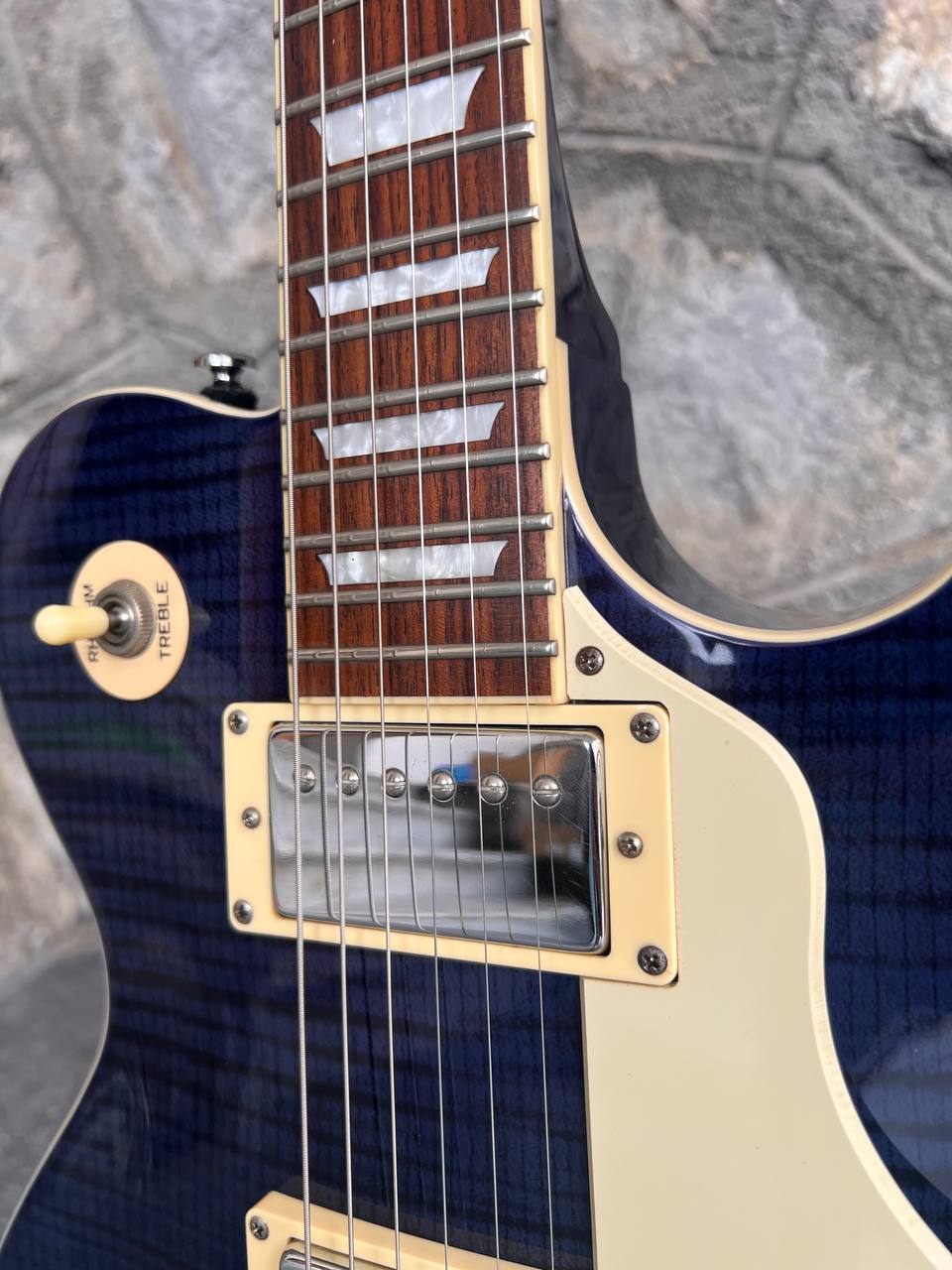 Greg Bennett AV3 Blue Burst Flamed Top, Excellent Condition + Video Demo