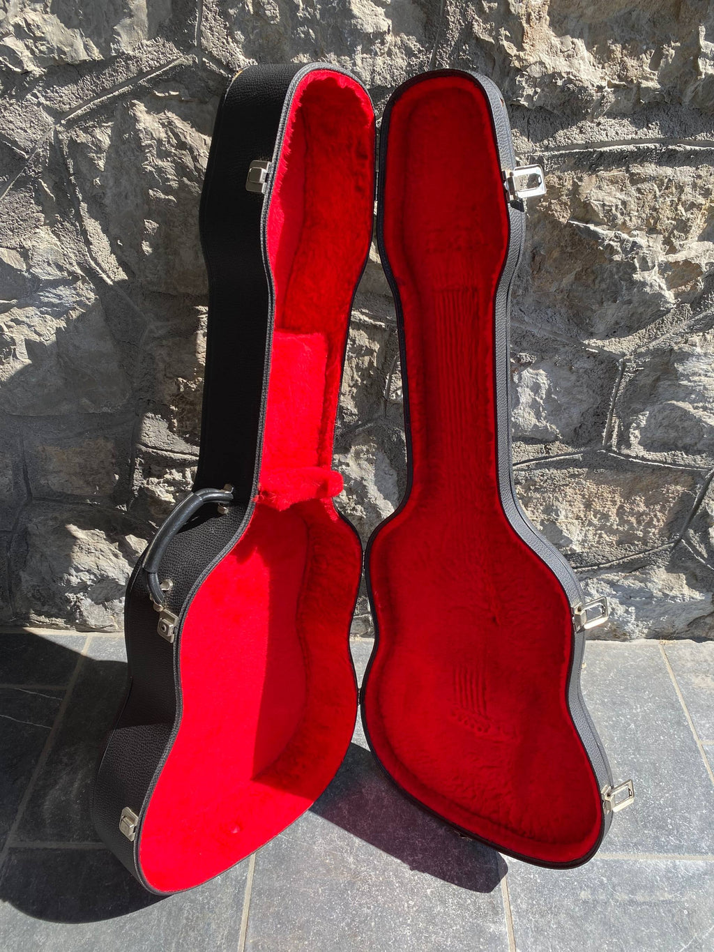 Vintage Hard Shell Acoustic Guitar Case - Red Velvet Interior