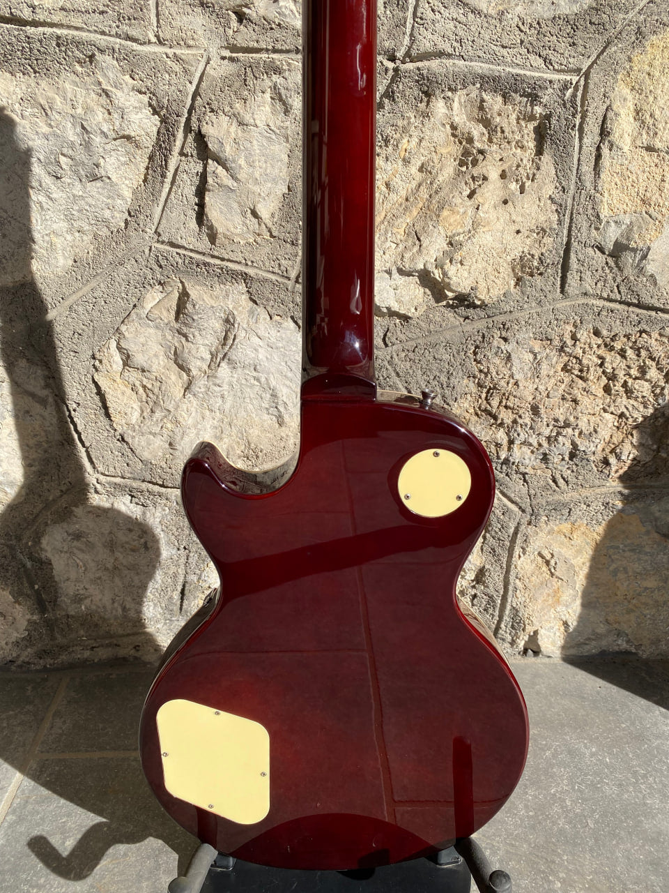 Eko Les Paul Goldtop Singlecut Electric Guitar — Satin Neck, Humbuckers, Mint Condition + Video Demo