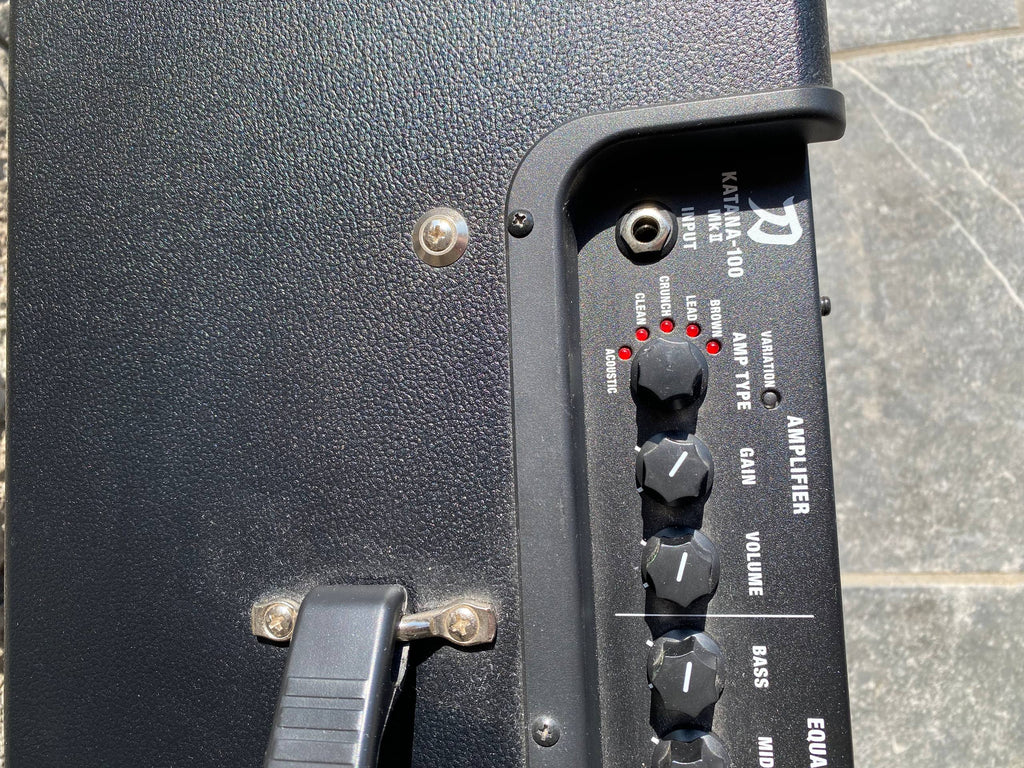 Boss Katana-100/212 MkII 100-Watt 2x12″ Modeling Guitar Amplifier