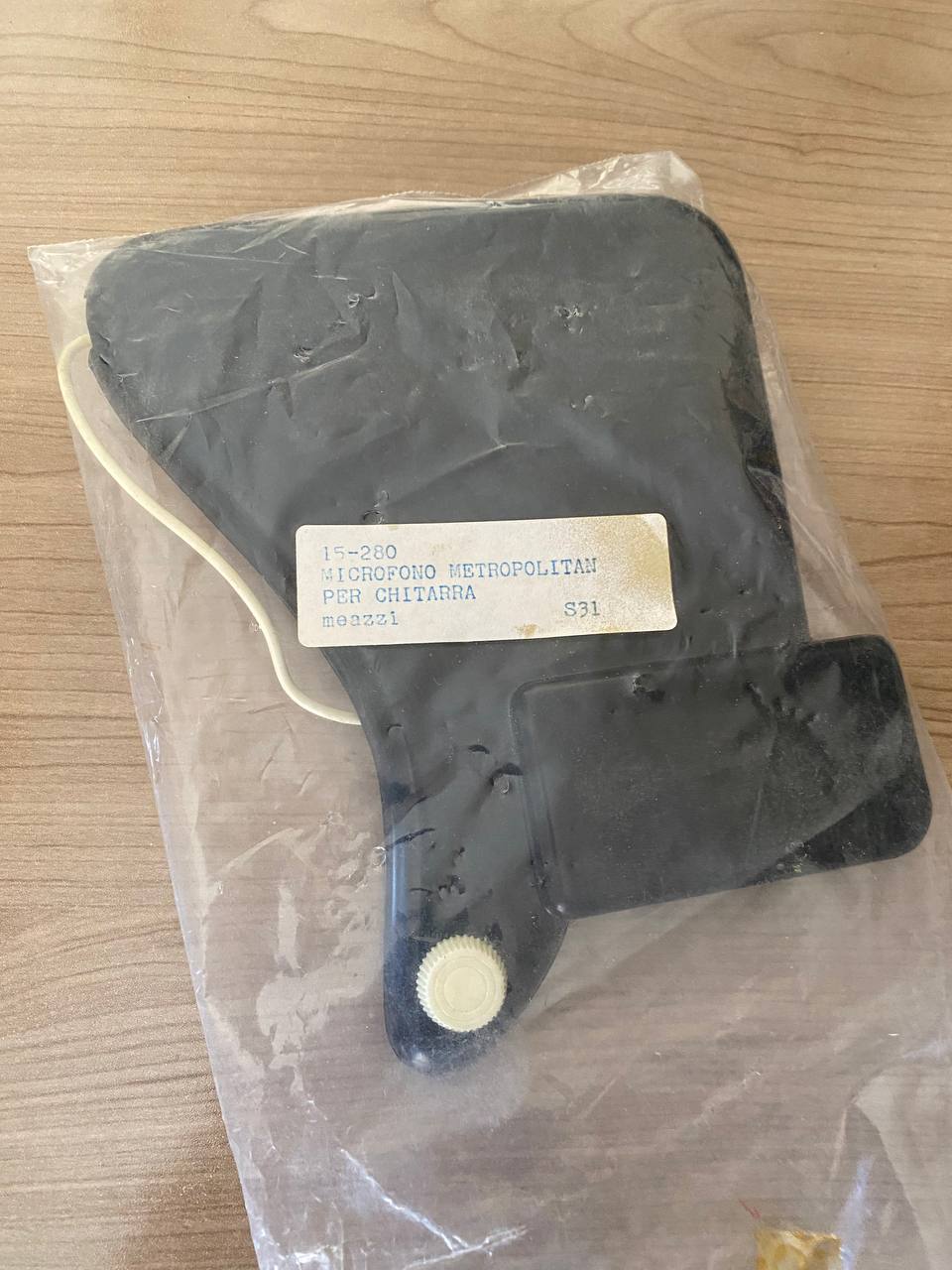 Vintage 1960s Meazzi Metropolitan Loaded Pickguard — Black Finish, Original Pickup & Packaging (Framus, Piper, Hollywood, Transonic)