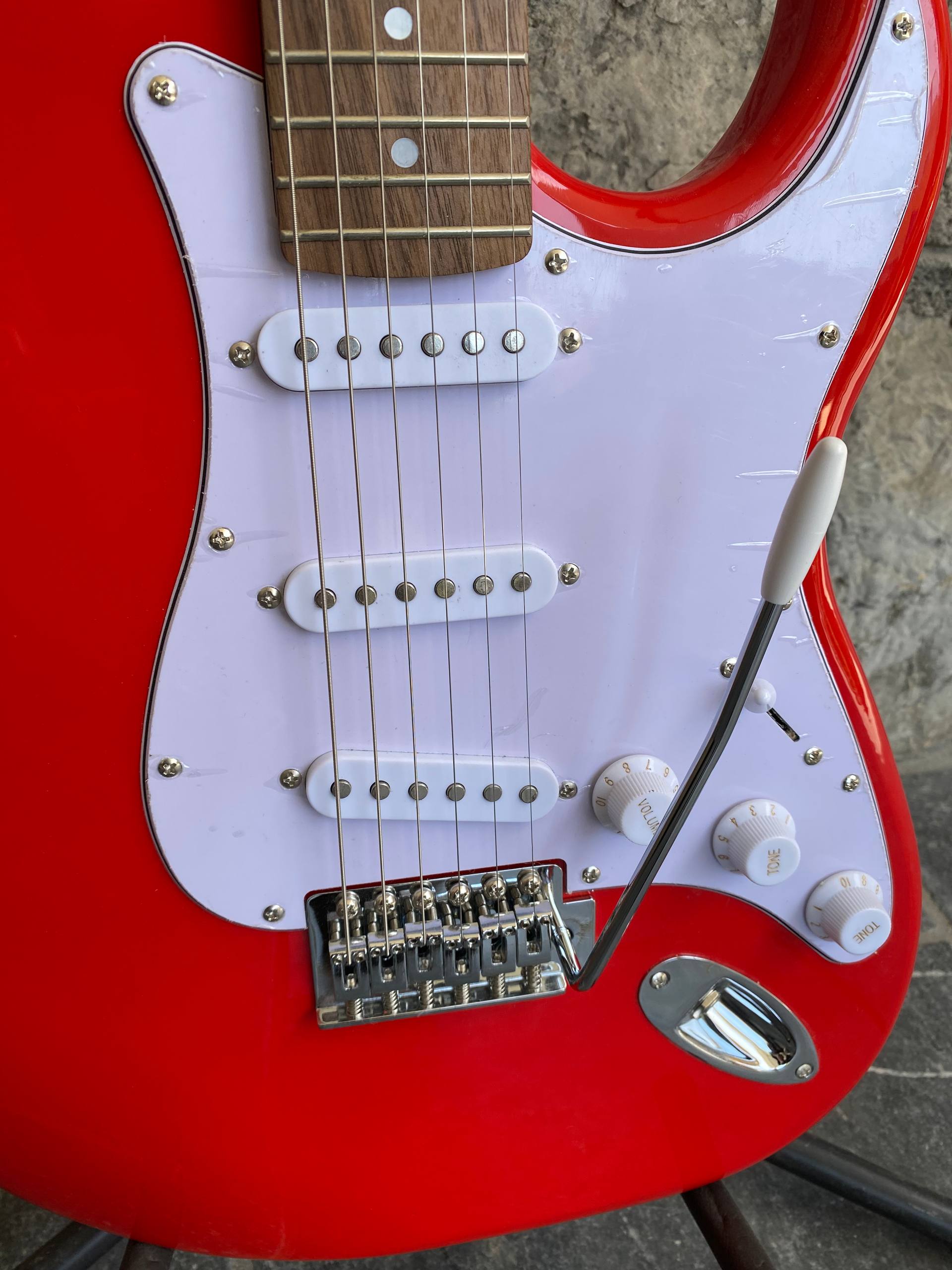 Vision Stratocaster ST5 Electric Guitar Starter Kit - Red - NEW