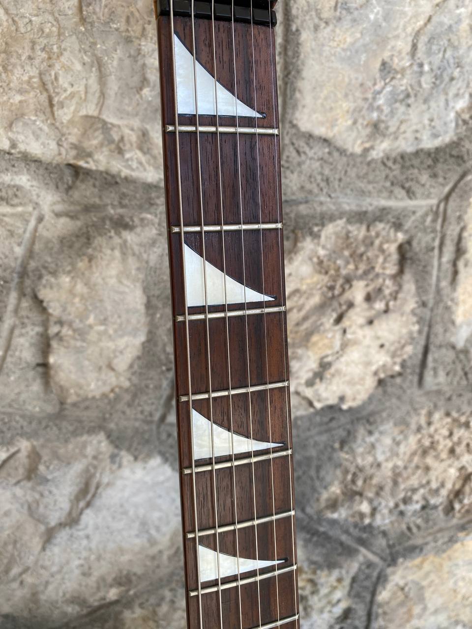 Vintage 1980s Epiphone by Gibson S-400 Superstrat — Pearl Cream Finish, HSS, Rosewood Fretboard, Modified Floyd Rose Tremolo