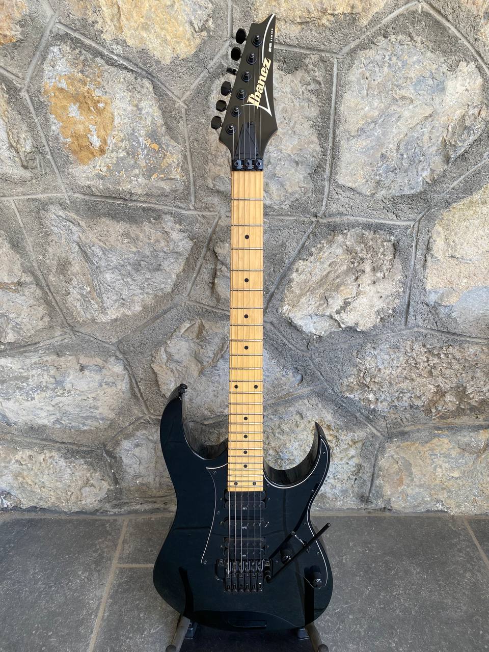 Ibanez RG350M Electric Guitar (Black) — Maple Neck, Original Infinity HSH Pickups, Made in Indonesia, good Condition + Video Demo