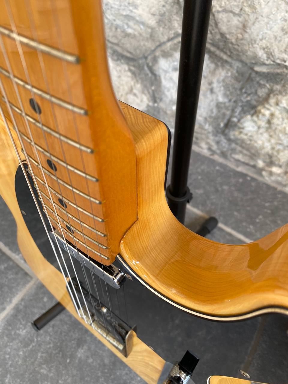 Fender '72 Reissue Telecaster (TL72-58) - Natural Ash - Made in Japan - Gotoh Tuners