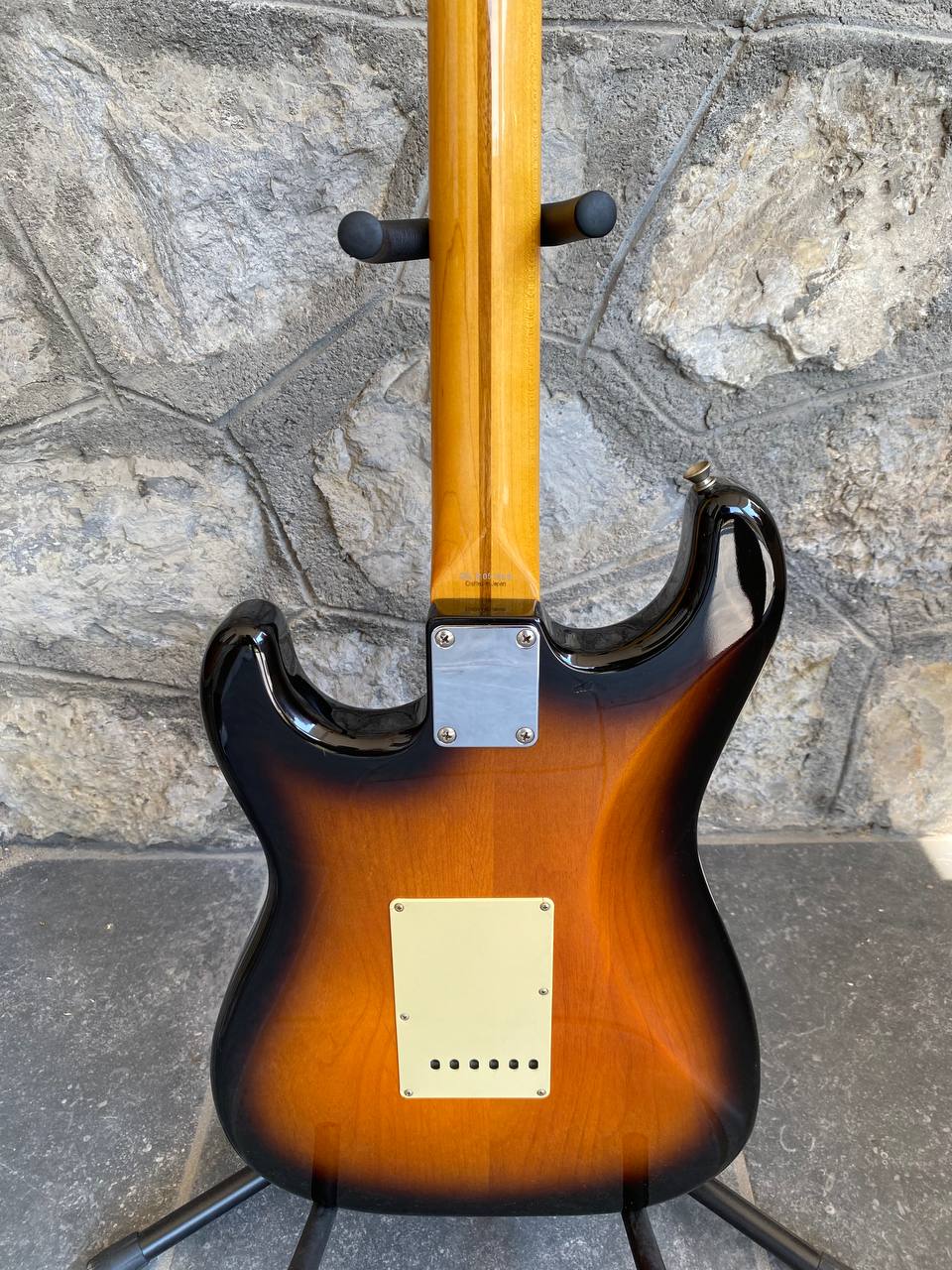 Fender '57 Reissue Stratocaster (ST57) - Crafted in Japan R Serial 2ts