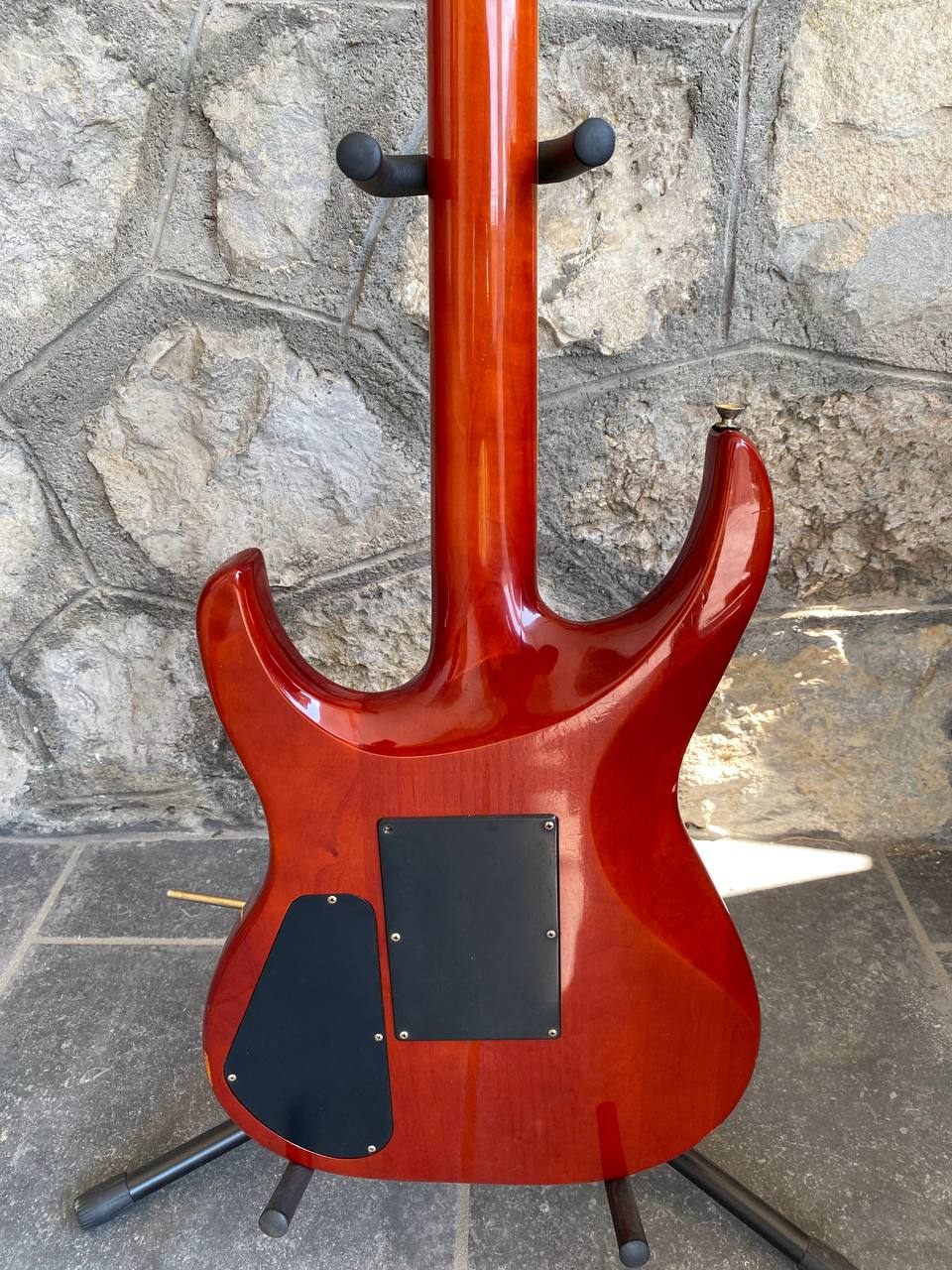 1995 Vantage 728 GDT Antique Violin Sunburst Superstrat