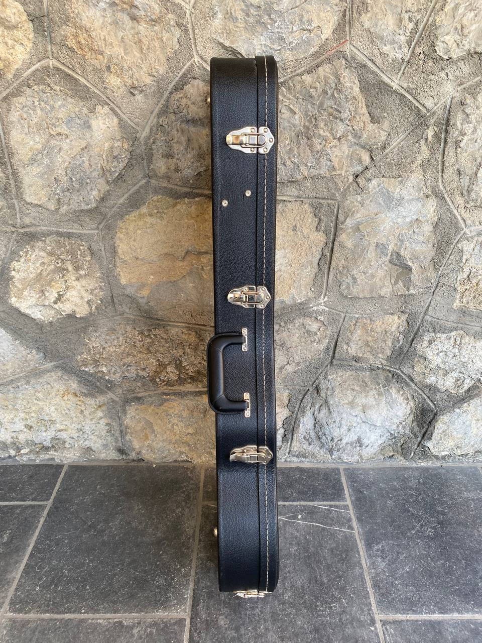 Gibson Les Paul Studio Raw Power (Satin Gold) – 2009, Excellent Condition, Unique All-Maple Tone, Hard Case + Video Demo