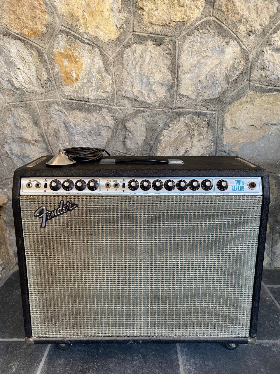 Fender Twin Reverb 100-Watt 2x12" Guitar Combo Amp 1973 - Silverface w/ Original Oxford Special Design Speakers