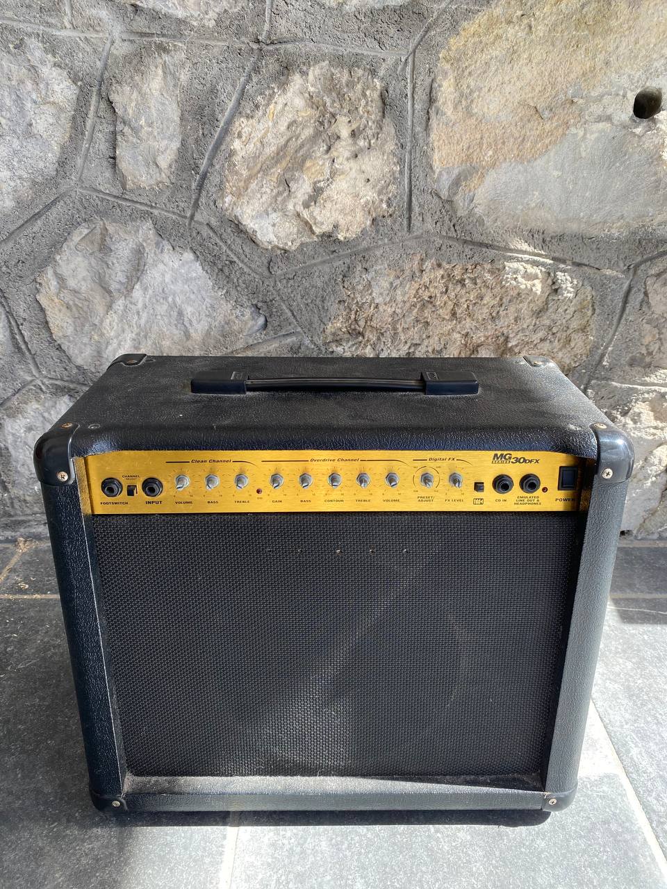 Marshall MG30DFX 30-Watt Guitar Combo - For Parts or Repair (As-Is)