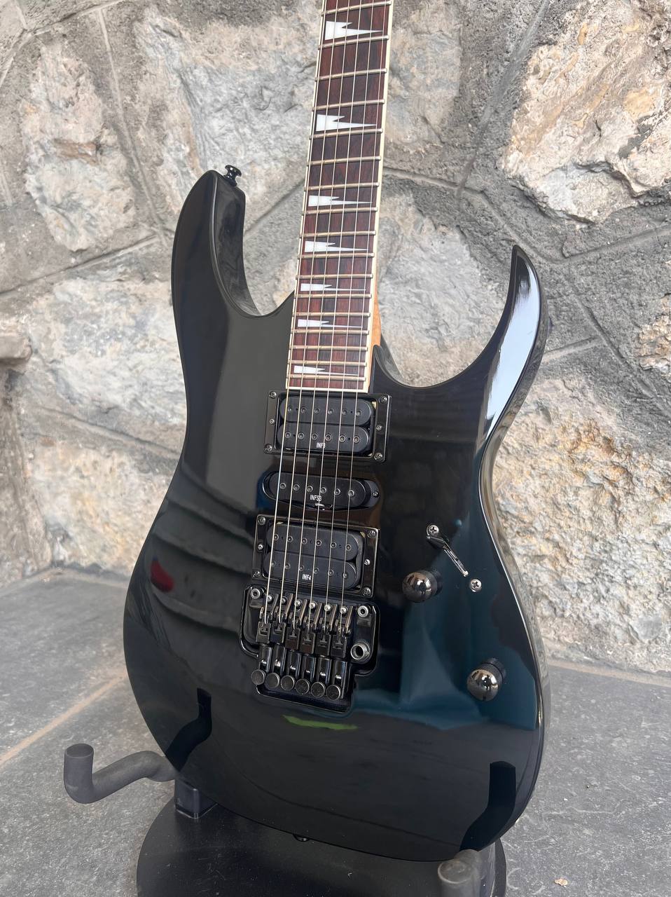 Ibanez RG370DX Black (Made in Indonesia) — Sharktooth Inlays + Video Demo