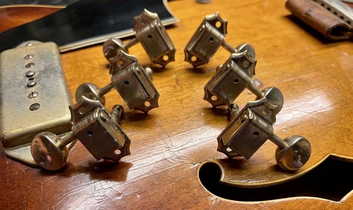 Vintage 1970s Gibson Deluxe Double Line Tuners (3x3 Set) — Nickel, Metal Buttons, Kluson D-169400 (Gibson SG, Les Paul, ES-335)