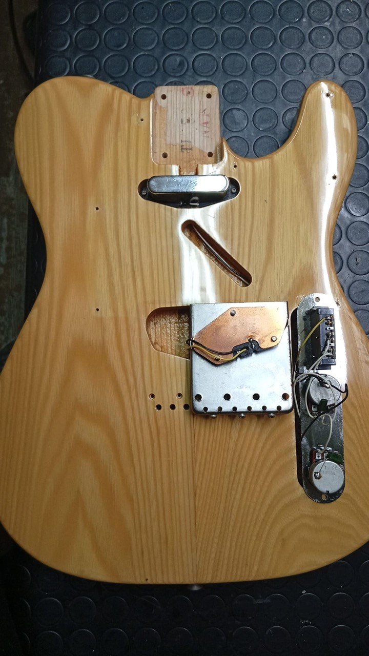 Fender '72 Reissue Telecaster (TL72-58) - Natural Ash - Made in Japan - Gotoh Tuners
