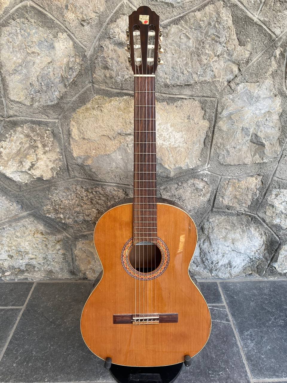 Alhambra 1C Classical Guitar — Made in Spain
