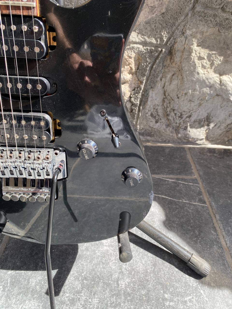 Yamaha 421Dm Superstrat HSH Floyd rose 24 frets