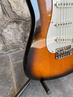 Fender '57 Reissue Stratocaster (ST57) - Crafted in Japan R Serial 2ts
