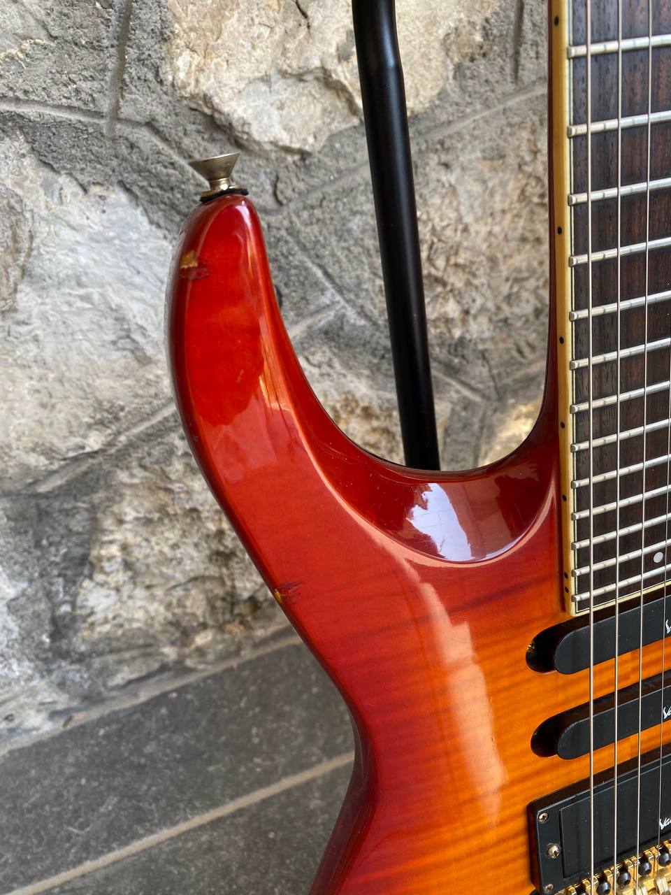 1995 Vantage 728 GDT Antique Violin Sunburst Superstrat