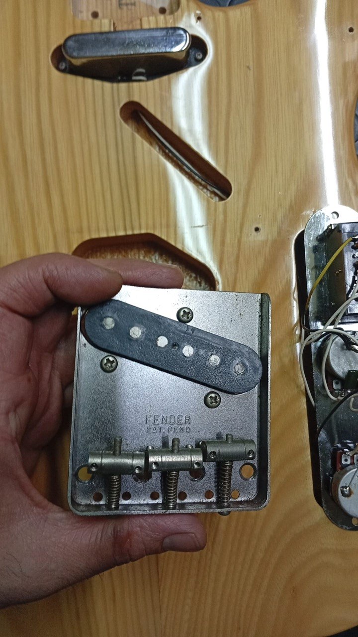 Fender '72 Reissue Telecaster (TL72-58) - Natural Ash - Made in Japan - Gotoh Tuners