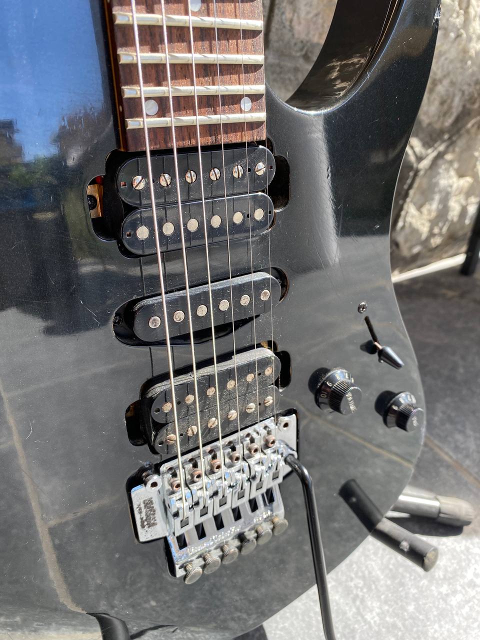 Yamaha 421Dm Superstrat HSH Floyd rose 24 frets